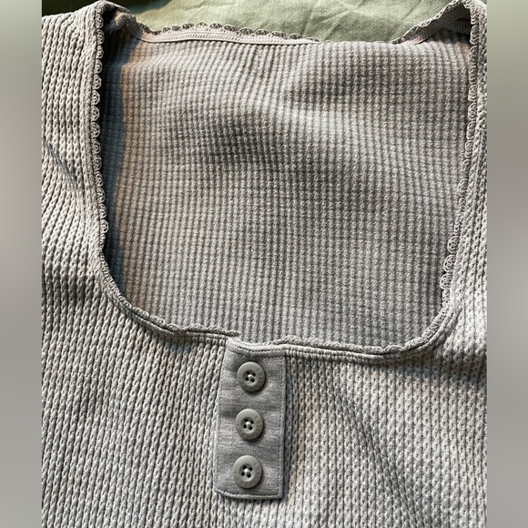 Grey Fabletics Set - Picture 4 of 7